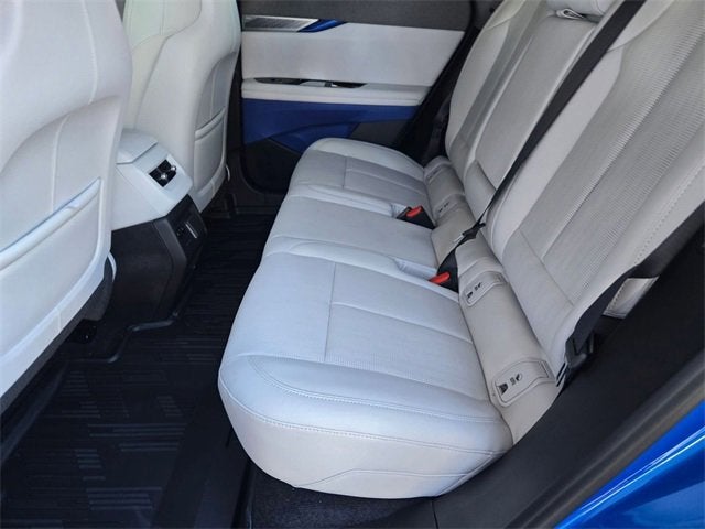 2026 Cadillac OPTIQ Premium Luxury