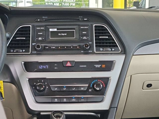 2017 Hyundai Sonata Base - Photo 17