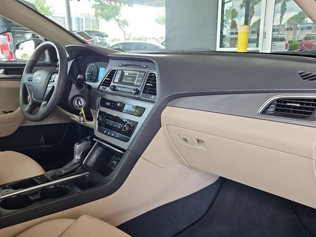 2017 Hyundai Sonata Base - Photo 27