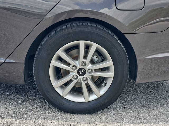 2017 Hyundai Sonata Base - Photo 29