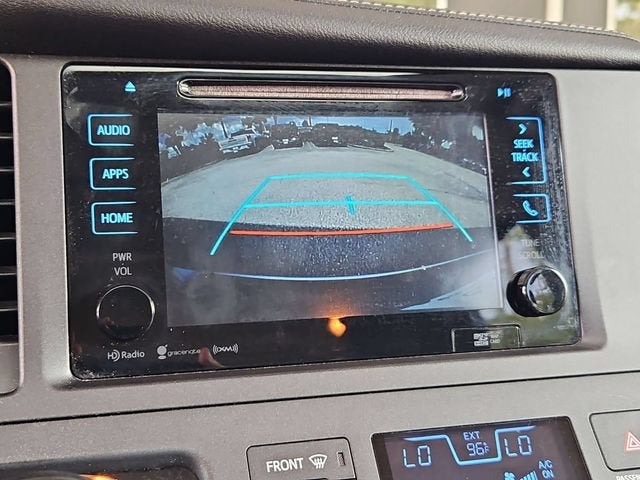 2017 Toyota Sienna SE - Photo 17