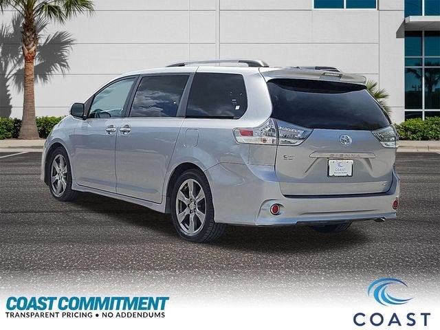 2017 Toyota Sienna SE - Photo 8
