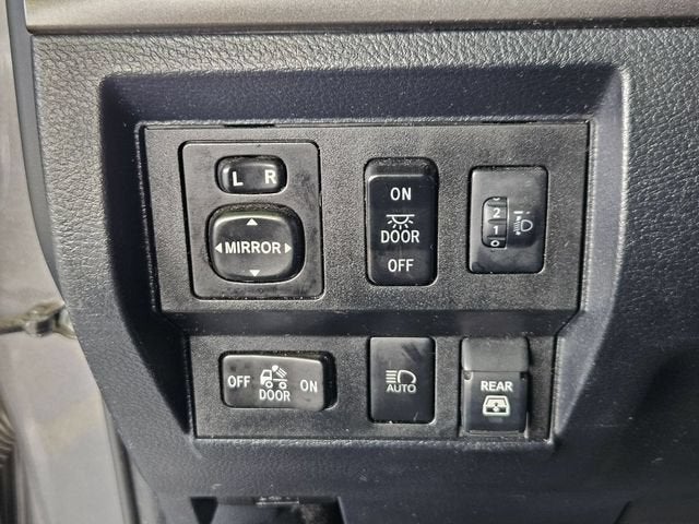 2020 Toyota Tundra 4WD SR5