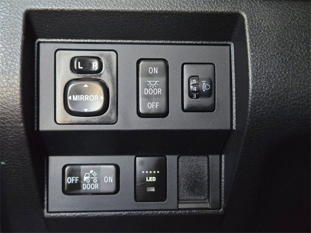 2014 Toyota Tundra 2WD Truck SR