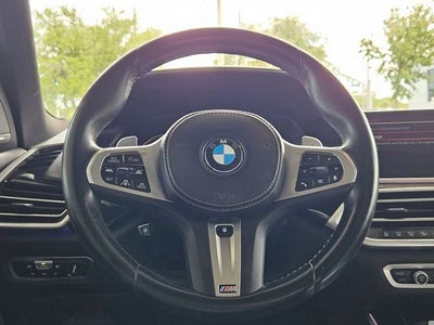 2022 BMW X5 M50i