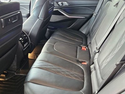 2022 BMW X5 M50i