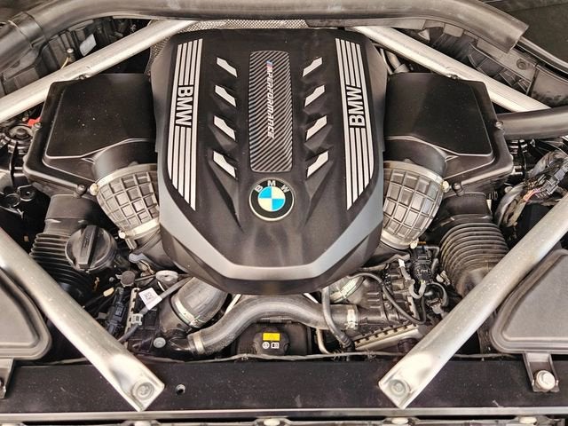 2022 BMW X5 M50i