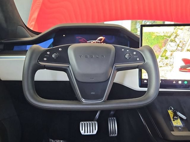 2023 Tesla Model S Plaid