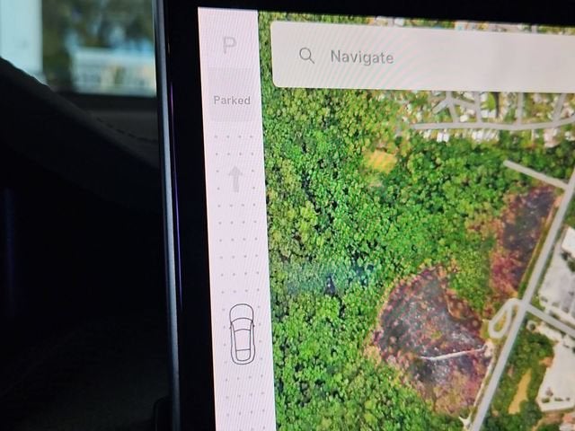2023 Tesla Model S Plaid