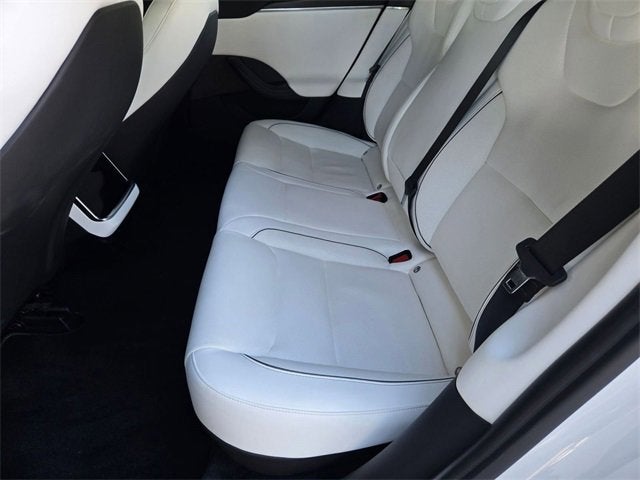 2022 Tesla Model S Plaid