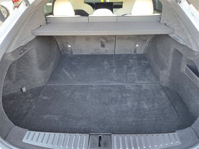 2022 Tesla Model S Plaid