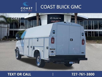 2025 GMC Savana Cutaway 3500 1WT