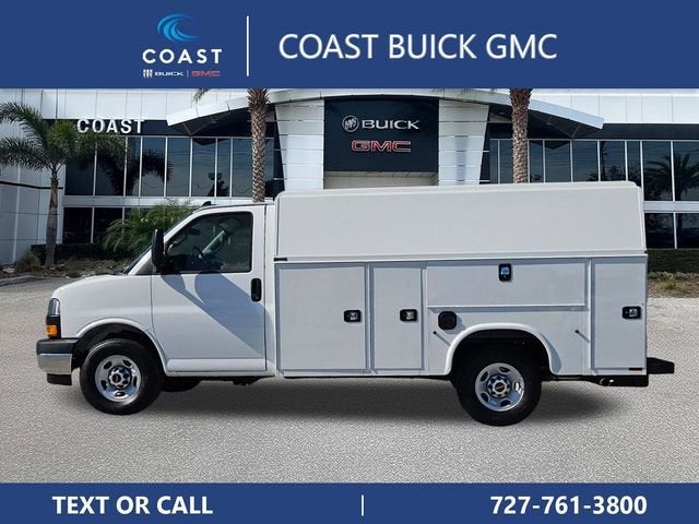 2025 GMC Savana Cutaway 3500 1WT