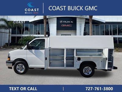 2025 GMC Savana Cutaway 3500 1WT