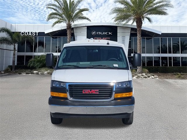 2025 GMC Savana Cutaway 3500 1WT