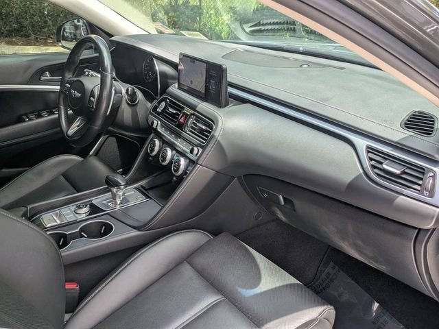 2022 Genesis G70 2.0T