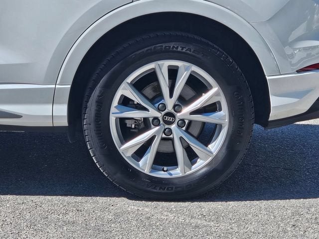 2023 Audi Q3 S line Premium