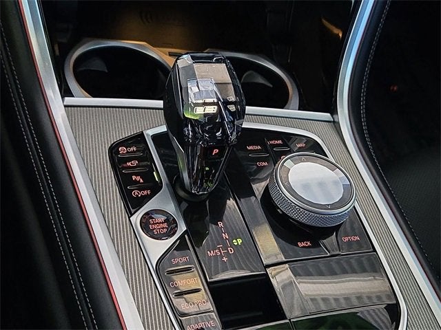 2025 BMW 8 Series 840i