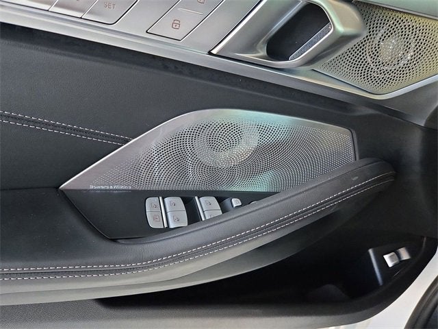 2025 BMW 8 Series 840i