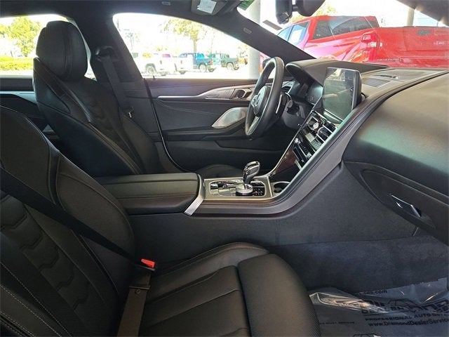 2025 BMW 8 Series 840i