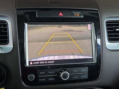 2013 Volkswagen Touareg Sport