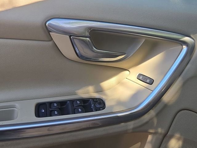 2015 Volvo S60 T5 Drive-E Platinum
