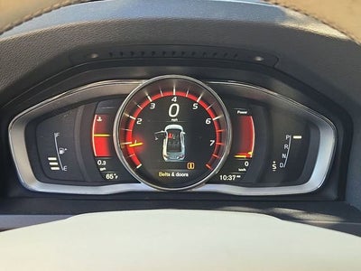2015 Volvo S60 T5 Drive-E Platinum